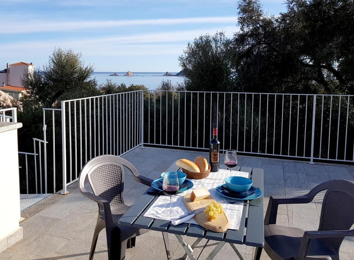 Casa Olivastro Vista Mare Lejlighed Santa Maria Navarrese Eksteriør billede
